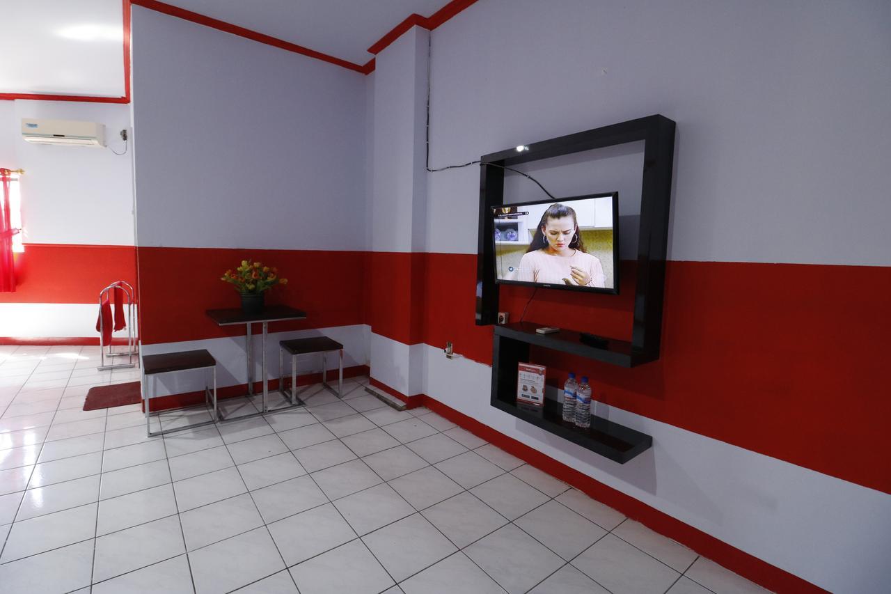 Reddoorz Plus @ Samratulangi Manado Exterior photo